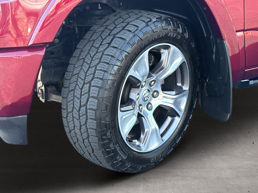 Used 2020 RAM 1500 Laramie w/ Sport Appearance Package AWD/4WD image 25
