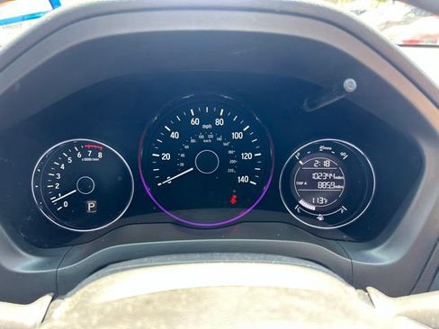 Used 2016 Honda HR-V LX image 12