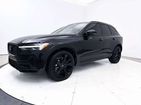 Used 2024 Volvo XC60 T8 Ultimate w/ Climate Package image 16