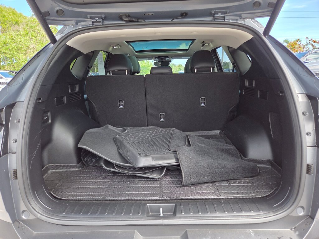 Used 2025 Hyundai Tucson Limited FWD image 20