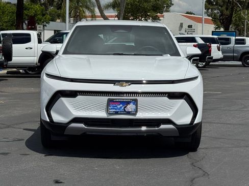 New 2026 Chevrolet Equinox EV LT w/ Convenience Package II FWD image 2