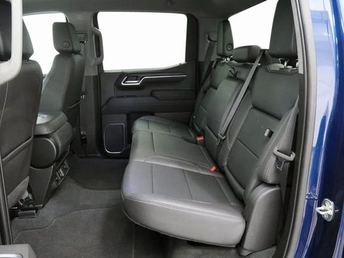 Used 2023 GMC Sierra 1500 SLT image 19