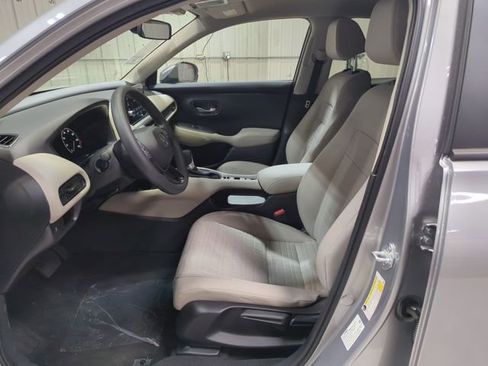 New 2026 Honda HR-V LX image 10
