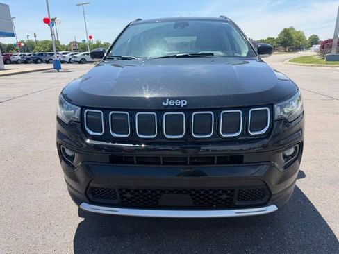 Used 2022 Jeep Compass Limited AWD/4WD image 2