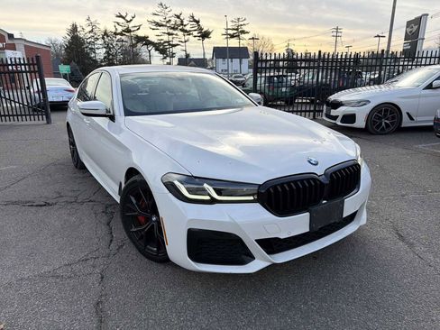 Used 2023 BMW 530i xDrive 530i xDrive w/ Executive Package image 2