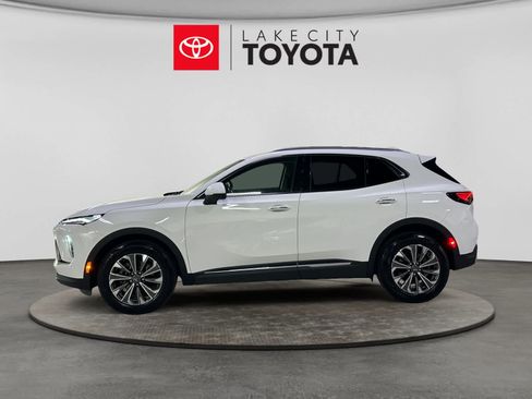 Used 2024 Buick Envision Preferred AWD/4WD image 3