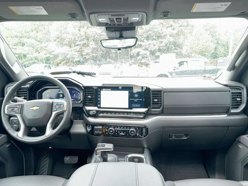 Used 2026 Chevrolet Silverado 1500 LTZ w/ LTZ Premium Package AWD/4WD image 31