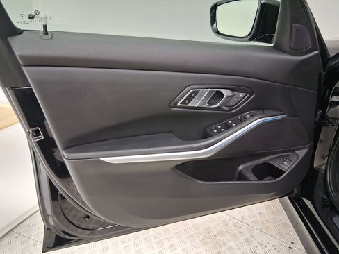 Certified 2023 BMW 330i Sedan w/ Convenience Package image 12