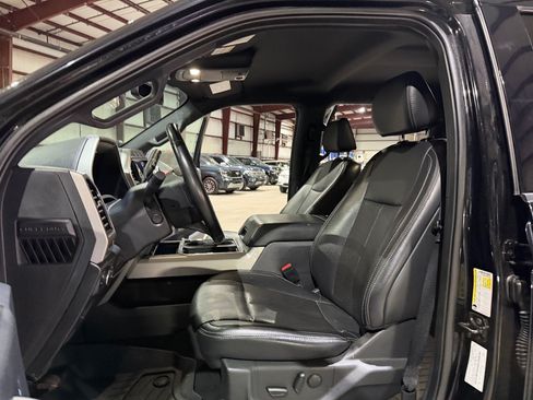 Used 2022 Ford F250 Lariat w/ Lariat Ultimate Package AWD/4WD image 14