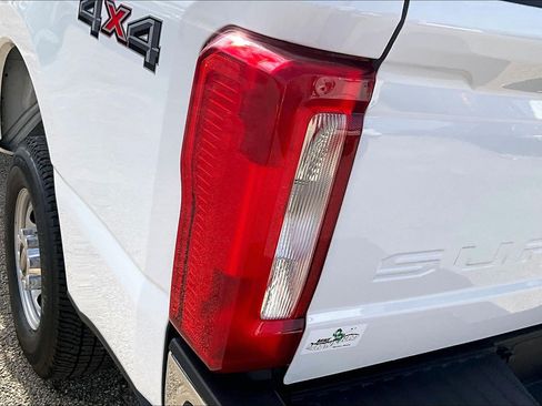 Used 2025 Ford F250 XL w/ XL Chrome Package AWD/4WD image 28