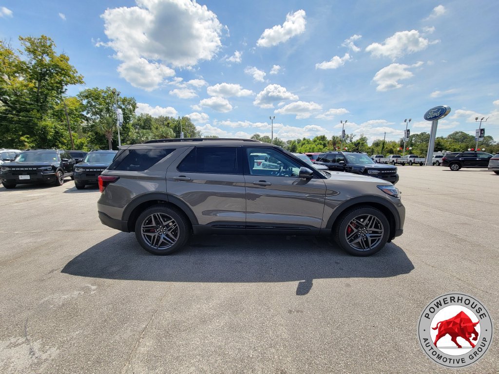 New 2027 Ford Explorer ST w/ Sun And Sound Package RWD image 8