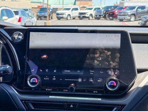 New 2026 Lexus TX 500h AWD image 13