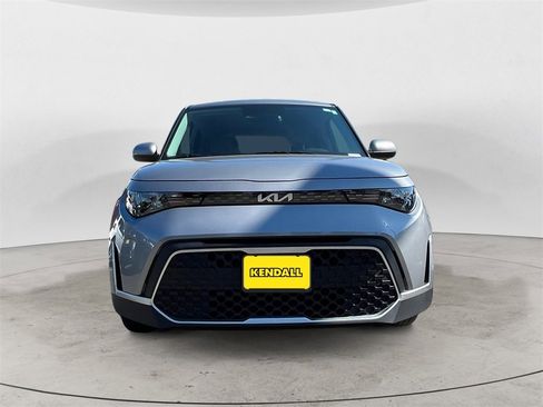 Used 2023 Kia Soul LX image 8