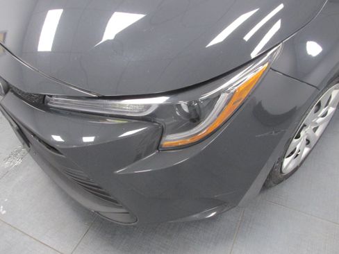 Used 2023 Toyota Corolla LE FWD image 9