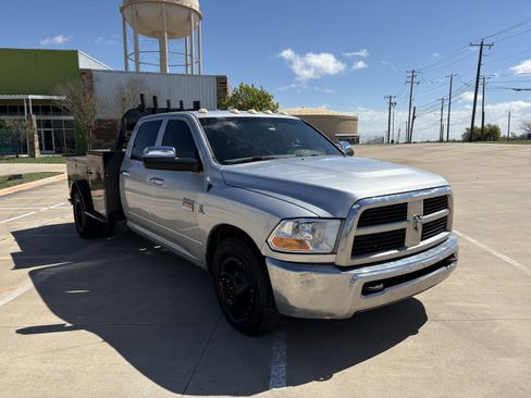 Used 2012 RAM 3500 ST w/ Chrome Appearance Group image 7