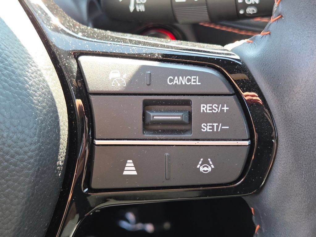 Used 2025 Honda HR-V Sport image 14