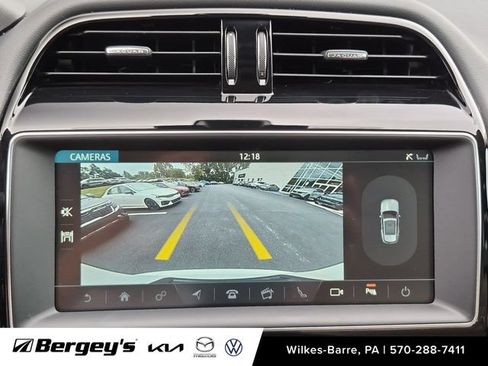 Used 2020 Jaguar F-PACE Premium AWD/4WD image 18