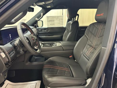 New 2025 Nissan Armada PRO-4X image 4