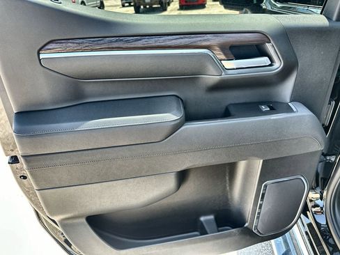 New 2026 GMC Sierra 1500 SLT RWD image 15