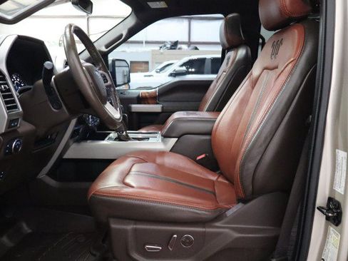 Used 2018 Ford F150 King Ranch w/ Equipment Group 601A Luxury AWD/4WD image 6