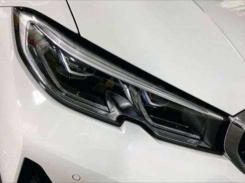 Used 2022 BMW 330e xDrive w/ Premium Package image 27