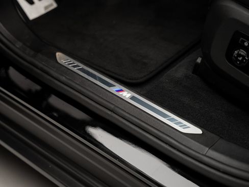 Used 2023 BMW XM w/ M Driver's Package AWD/4WD image 62