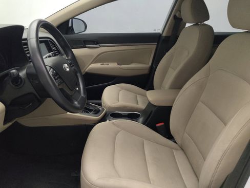 Used 2017 Hyundai Elantra Value Edition FWD image 17