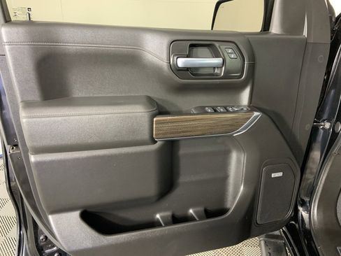 Used 2021 Chevrolet Silverado 1500 LT Trail Boss w/ Convenience Package II image 23