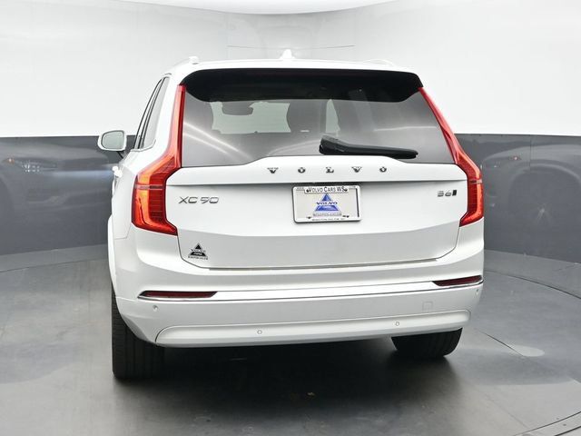 Used 2024 Volvo XC90 B6 Plus w/ Protection Package Premier AWD/4WD image 7