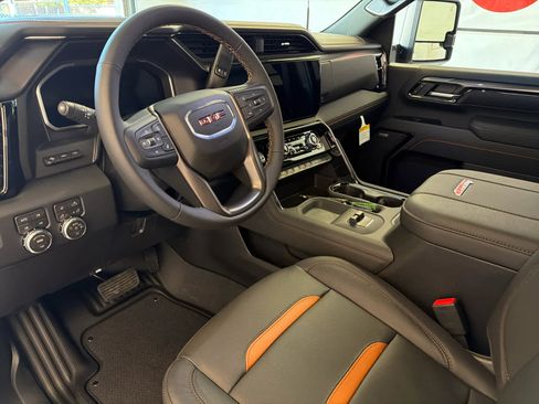 New 2026 GMC Sierra 2500 AT4 w/ AT4 Premium Plus Package image 18