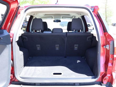 Used 2021 Ford EcoSport SE w/ SE Convenience Package FWD image 19