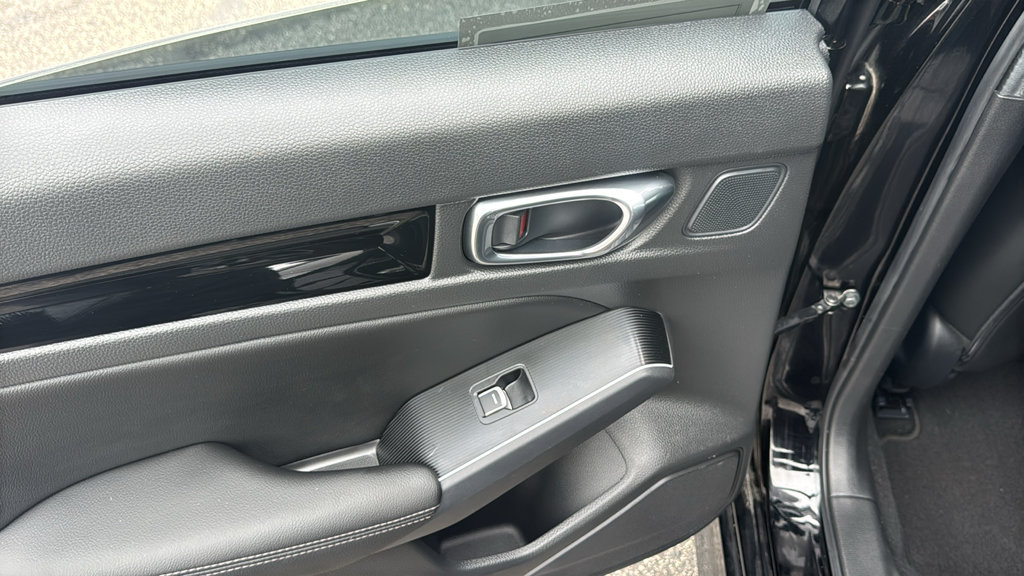 Used 2025 Honda Civic Sport Touring image 28