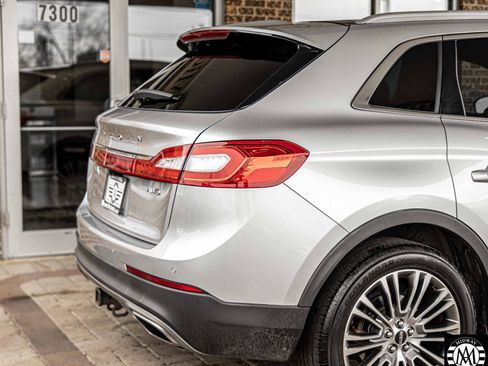 Used 2016 Lincoln MKX Reserve image 29