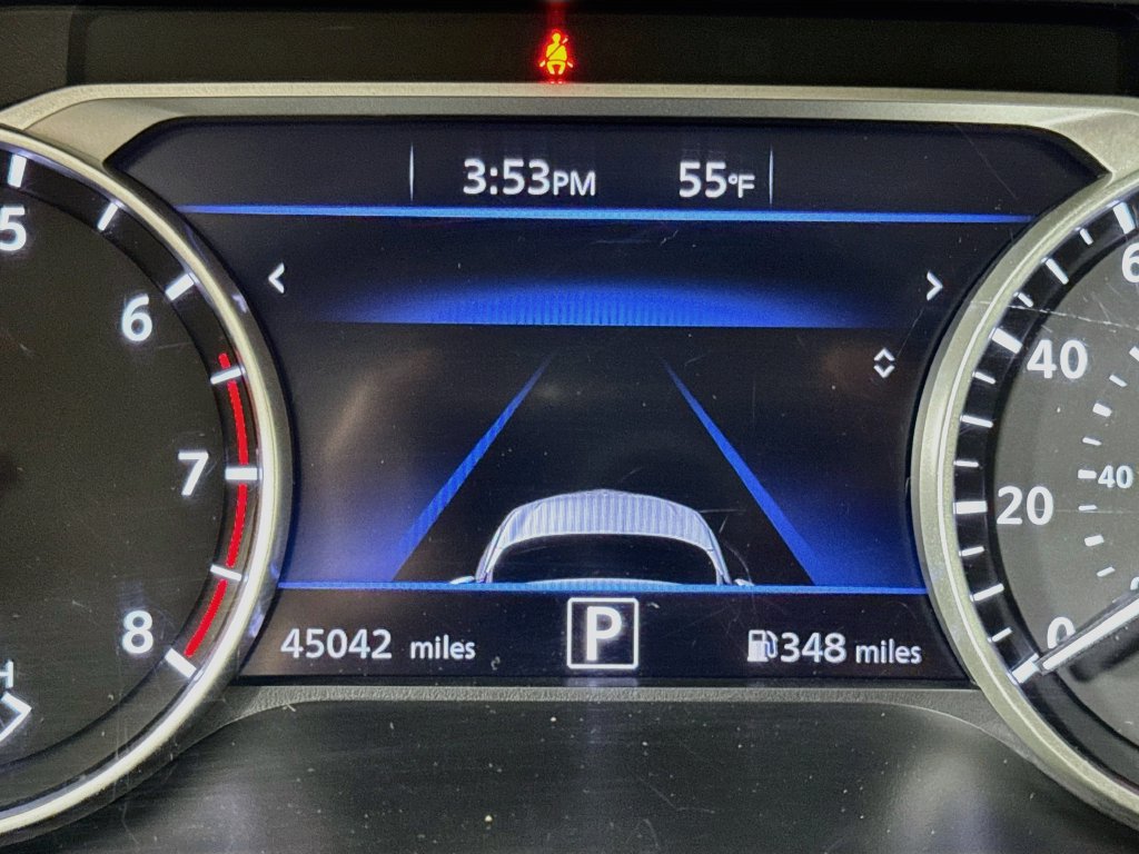 Used 2025 Nissan Sentra SV FWD image 14