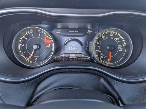 Used 2022 Jeep Cherokee Limited image 33