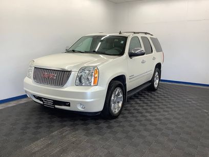 Used 2011 GMC Yukon SLT w/ SLT Chrome Package