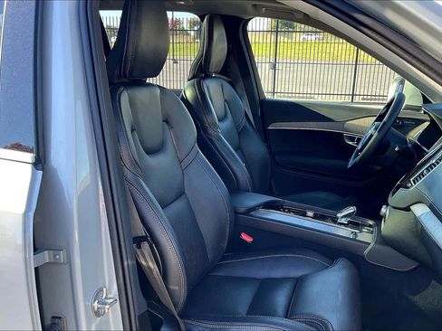 Used 2024 Volvo XC90 T8 Ultimate image 10