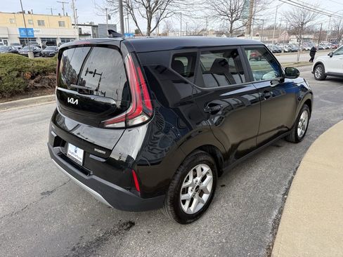 Used 2024 Kia Soul LX w/ Option Group 015 image 11