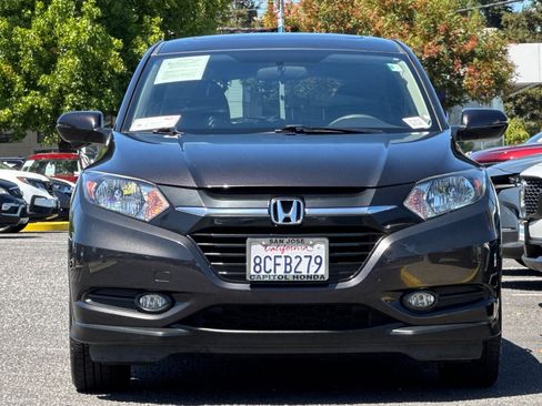 Used 2018 Honda HR-V EX image 5