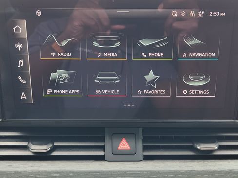 Used 2021 Audi A4 2.0T Premium w/ Convenience Package image 17