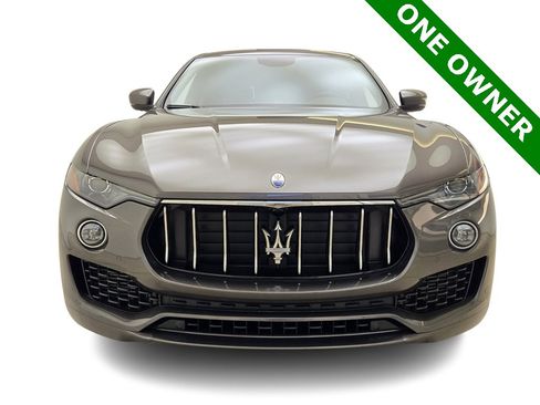 Used 2021 Maserati Levante S image 2