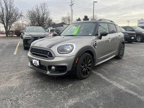 Used 2019 MINI Cooper Countryman S w/ Convenience Package image 4
