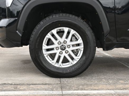 Used 2022 Toyota Tundra SR5 AWD/4WD image 26
