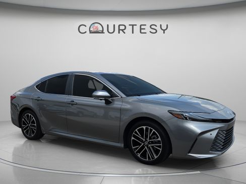 Certified 2025 Toyota Camry XLE w/ Premium Plus Package FWD image 7