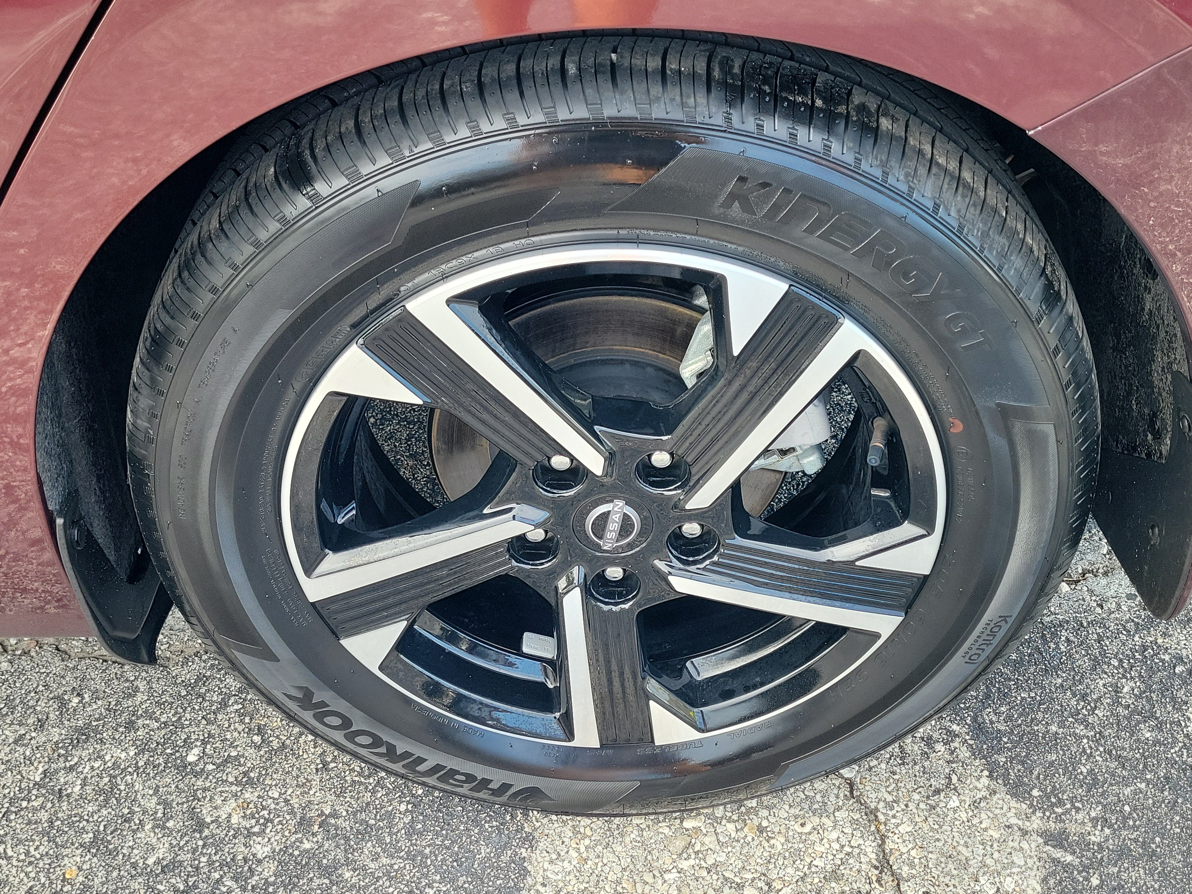 Certified 2024 Nissan Sentra SV w/ All-Weather Package FWD image 8