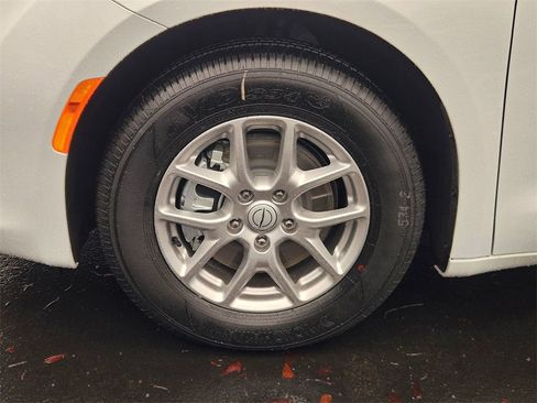 New 2026 Chrysler Voyager LX image 41