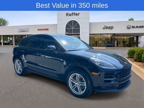 Used 2020 Porsche Macan AWD/4WD image 2