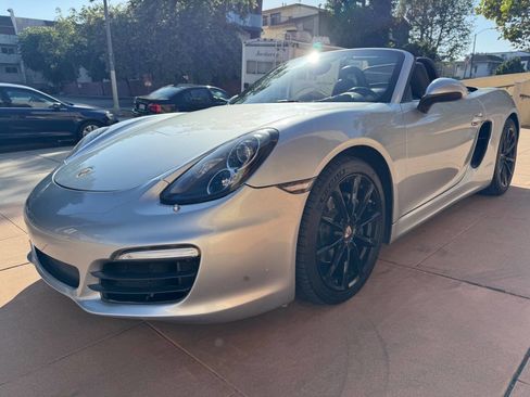 Used 2014 Porsche Boxster RWD image 3