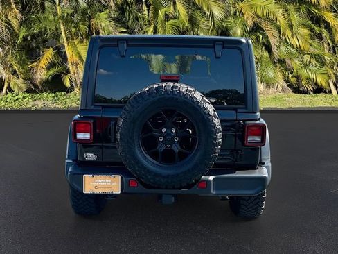 Used 2024 Jeep Wrangler Willys image 6