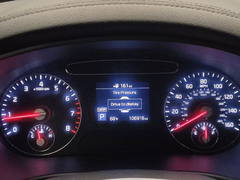 Used 2020 Kia Sorento LX AWD/4WD image 23